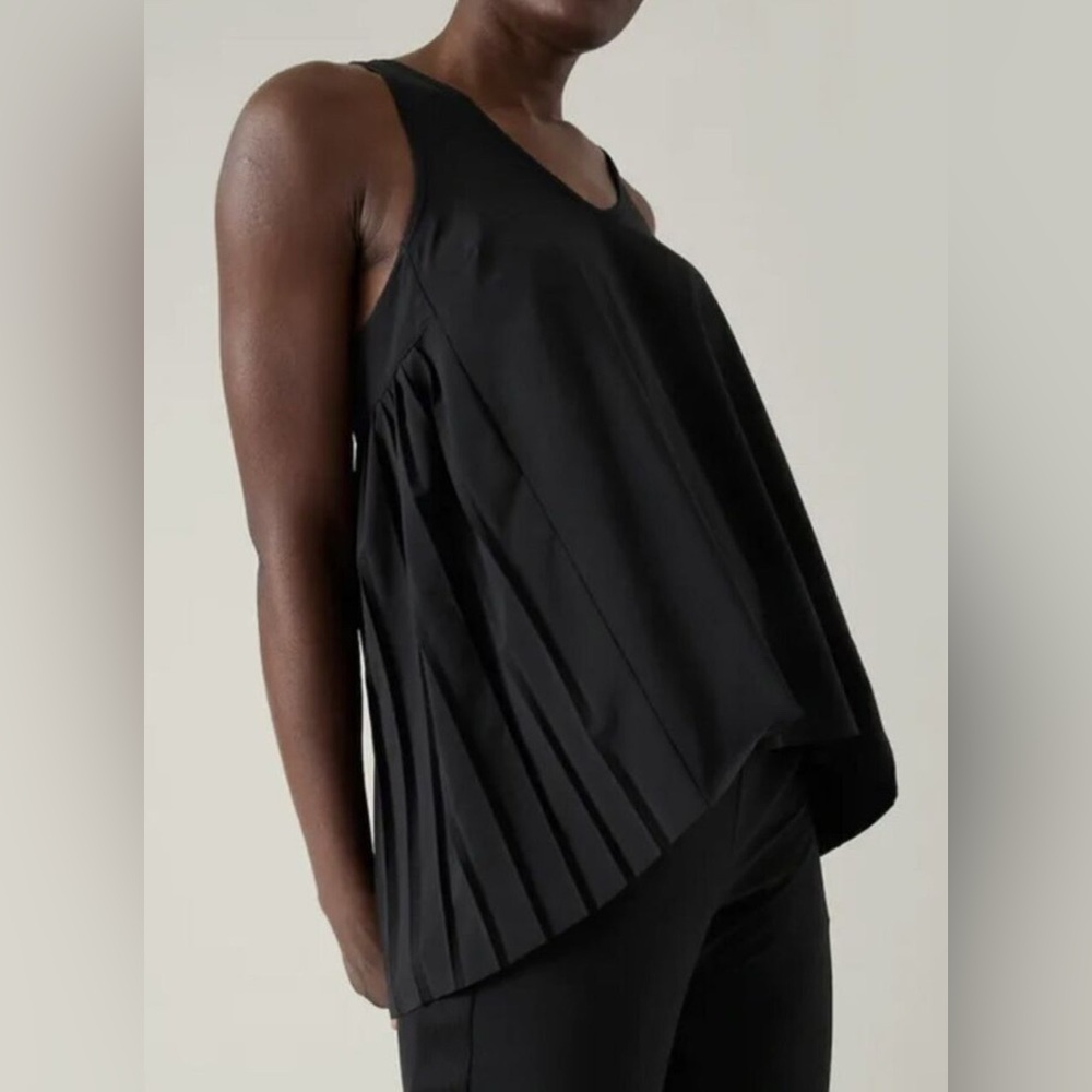 ATHLETA Swing Forward Pleated Tank, Black, L - Picture 5 of 12